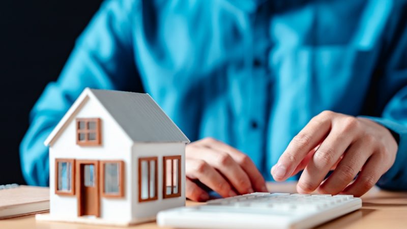 Undvik fällor i bostadsköp med vardaglig juridisk expertis